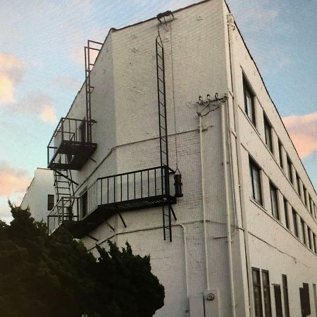 Cabrillo Hotel Torrance Exterior photo